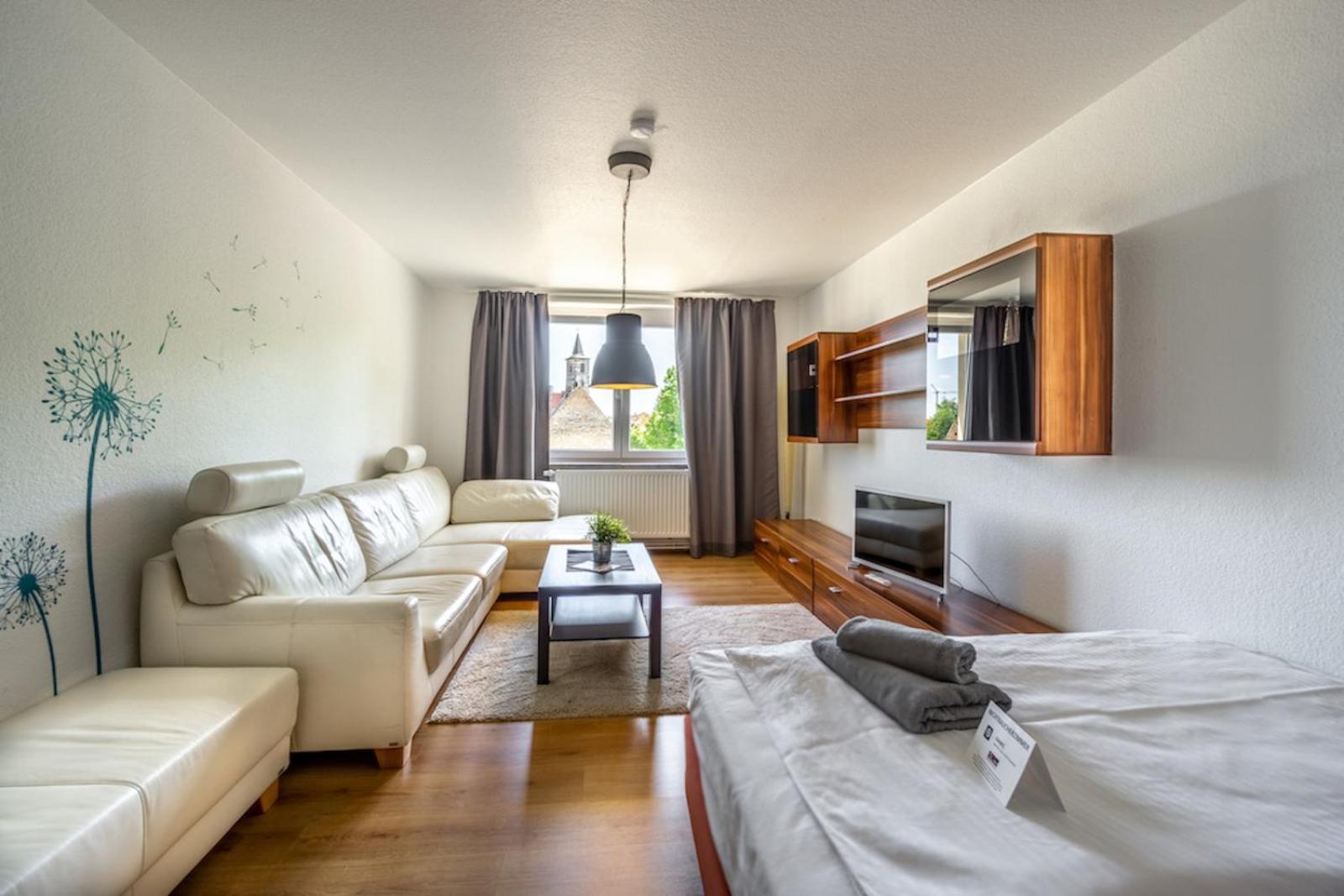 Sl'Otel Budget Bernburg Dış mekan fotoğraf