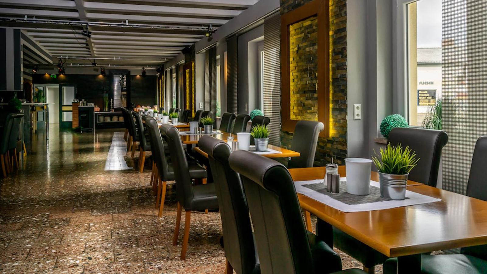 Sl'Otel Budget Bernburg Dış mekan fotoğraf
