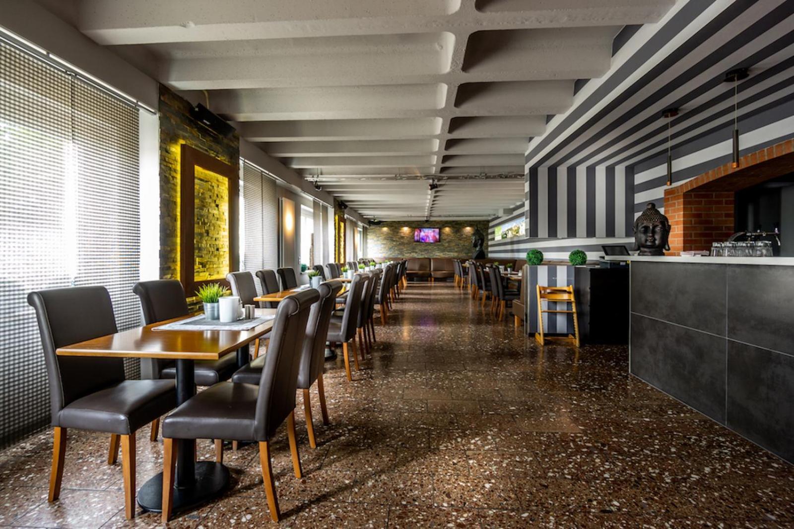 Sl'Otel Budget Bernburg Dış mekan fotoğraf