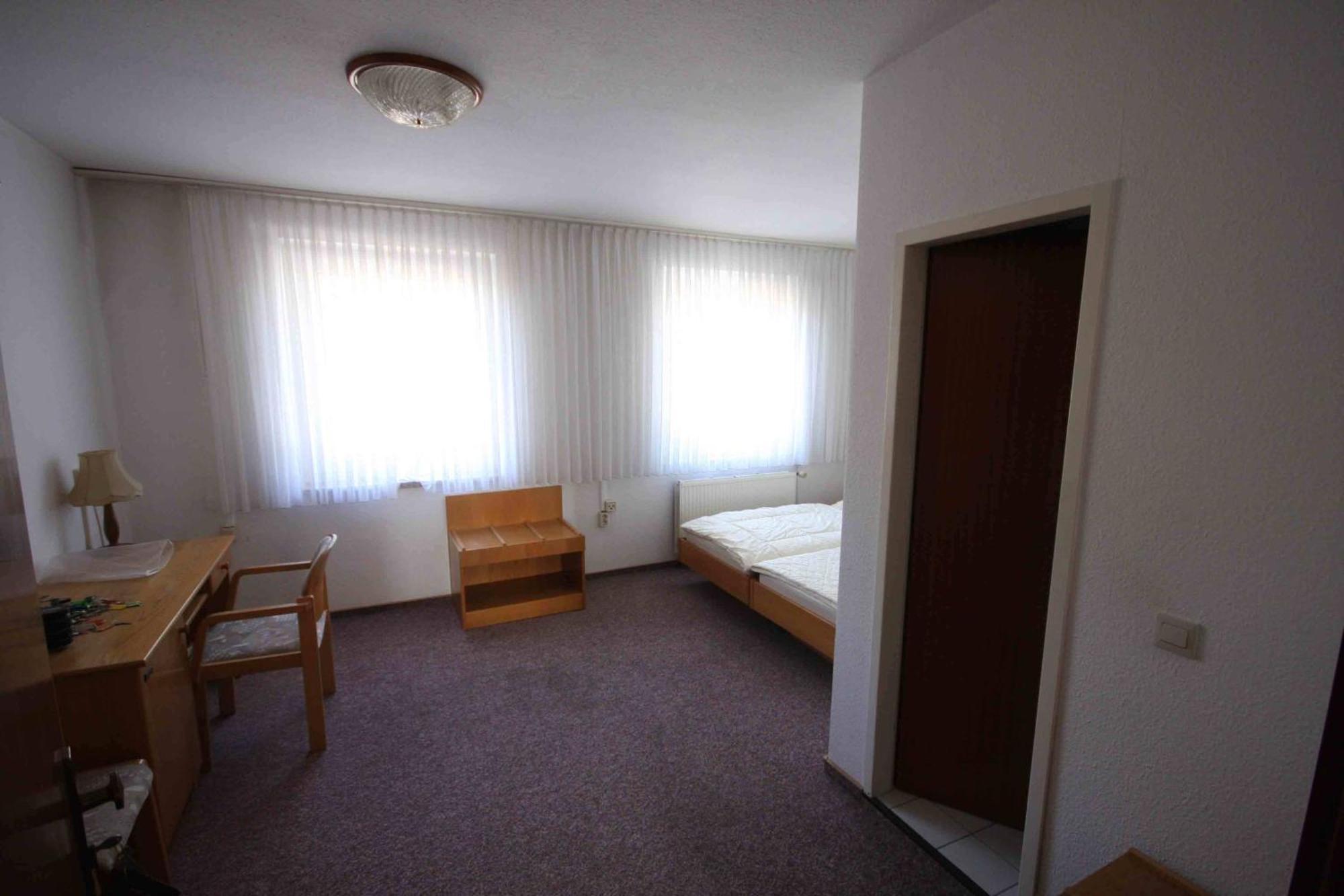 Sl'Otel Budget Bernburg Oda fotoğraf