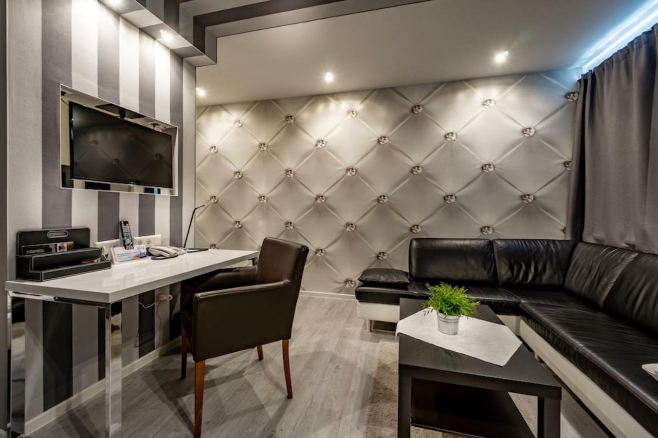 Sl'Otel Budget Bernburg Dış mekan fotoğraf