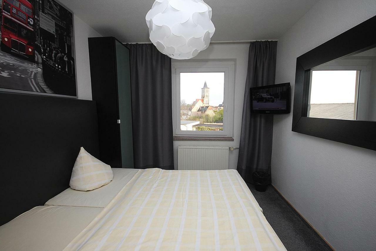 Sl'Otel Budget Bernburg Dış mekan fotoğraf
